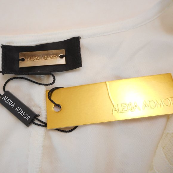 Alexia Admor Size S Cream Lace Top V-Neck Bell Sleeve Blouse Lined - Picture 6 of 8